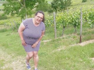 Mademoiselle Mercedes - Masturbation in the Countryside Part 1: Outdoor marriageable adult clip