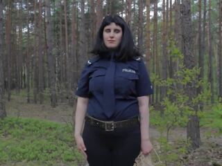 Чорна assasin проти. policewomen clone